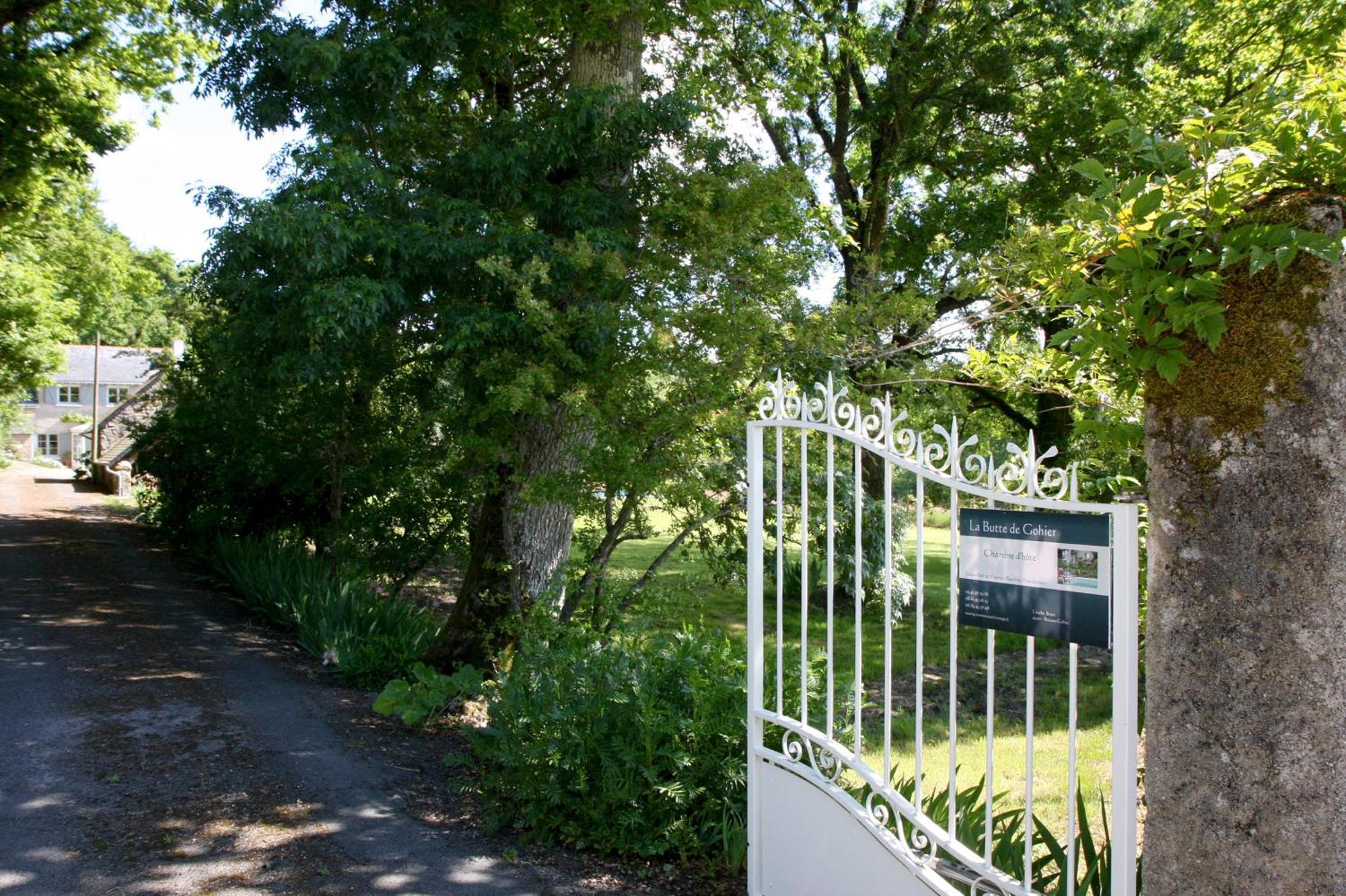 La Butte De Gohier Bed & Breakfast Blaison Bagian luar foto